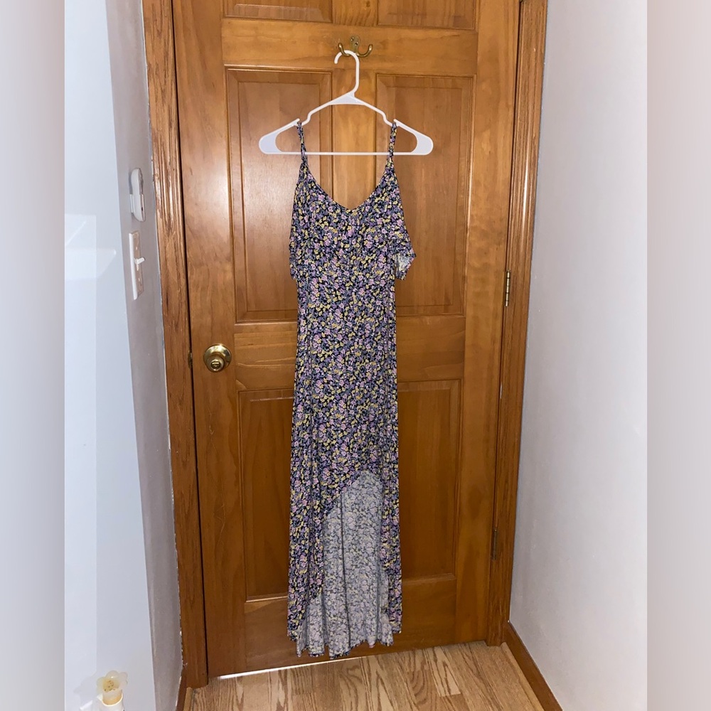 REWIND Black Floral Cold Shoulder Maxi Dress Size L